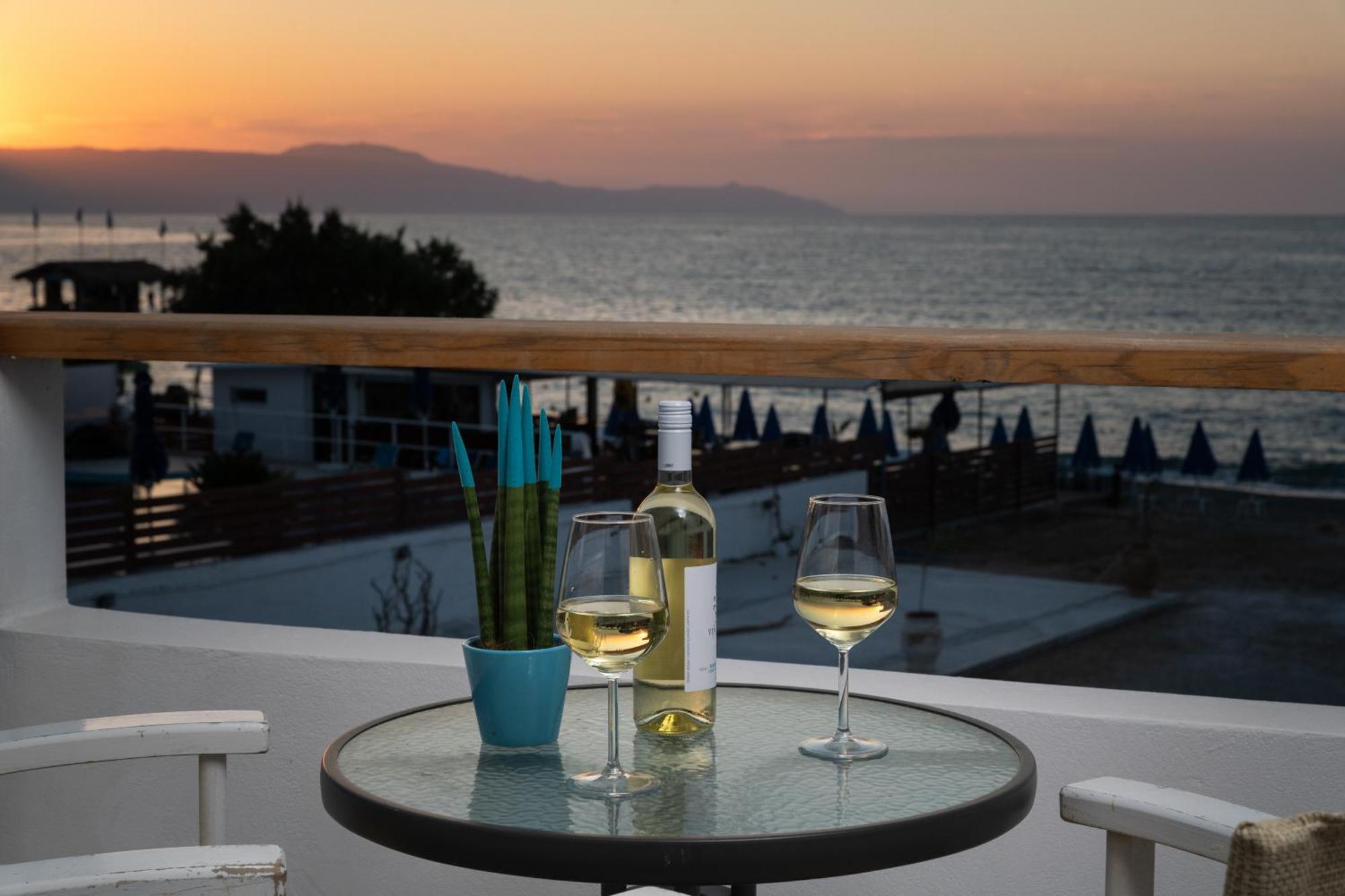 Island Concept Chania Agia Marina エクステリア 写真